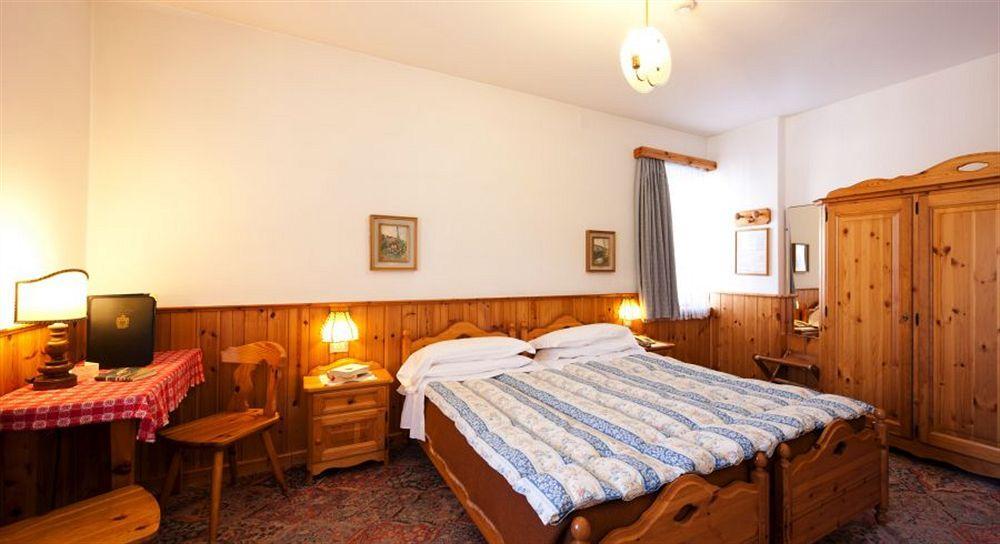 Hotel Bellaria - Кортина д'Ампецо Екстериор снимка