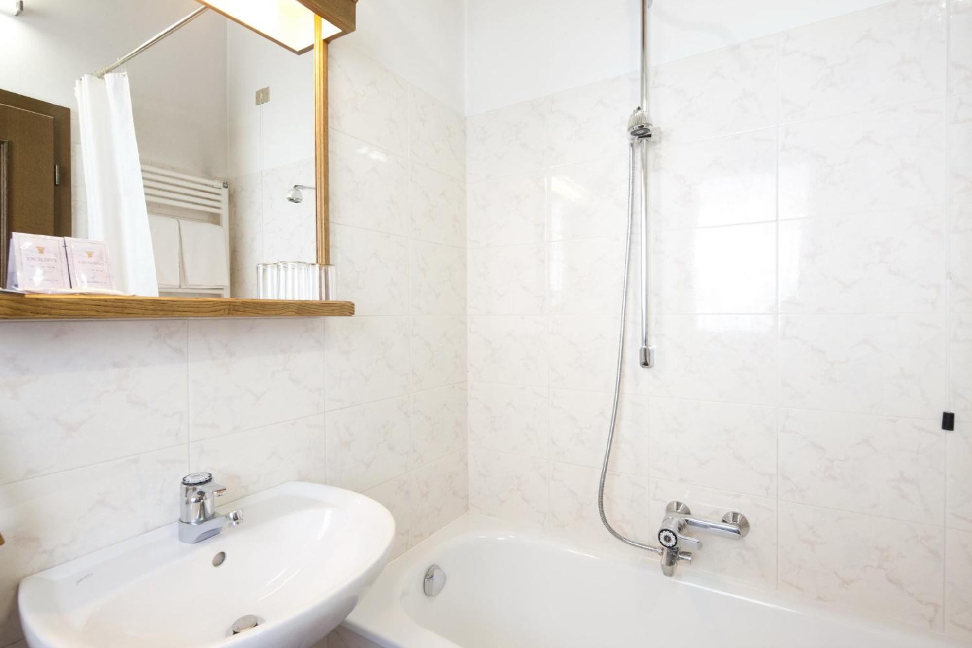 Hotel Bellaria - Кортина д'Ампецо Стая снимка